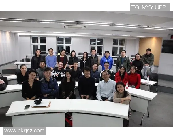 罗伯士与阿特拉斯精彩对决直播全程回顾与分析 罗伯士与阿特拉斯精彩对决直播全程回顾与分析